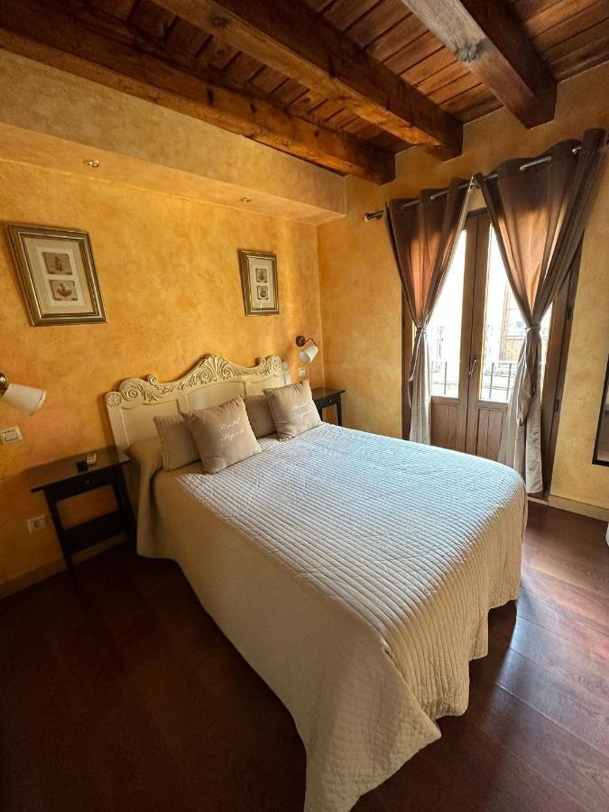 Hostal Segovia Adults Only Exteriér fotografie