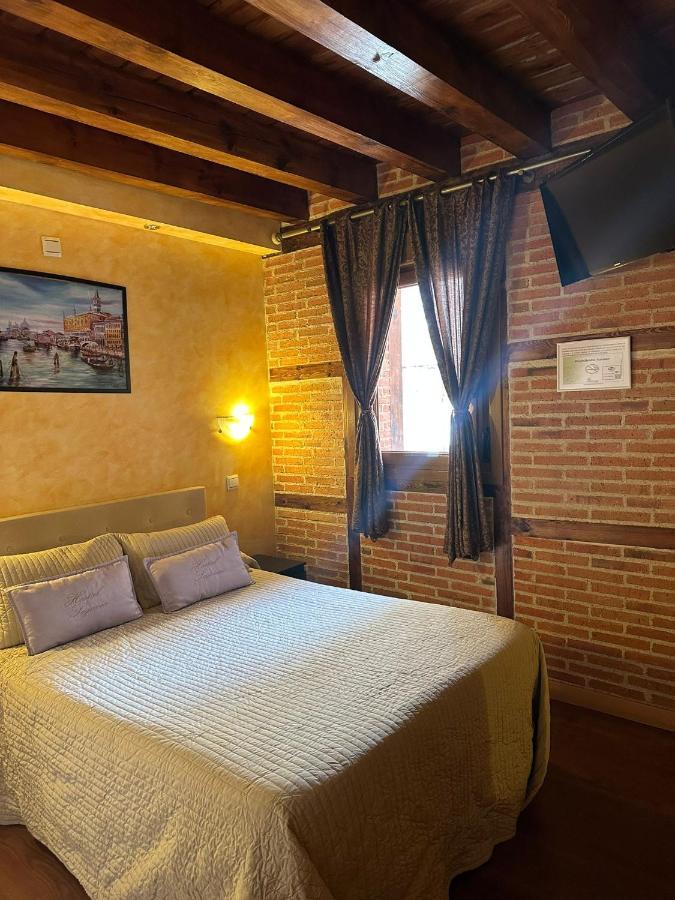 Hostal Segovia Adults Only Exteriér fotografie