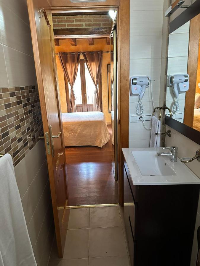 Hostal Segovia Adults Only Exteriér fotografie